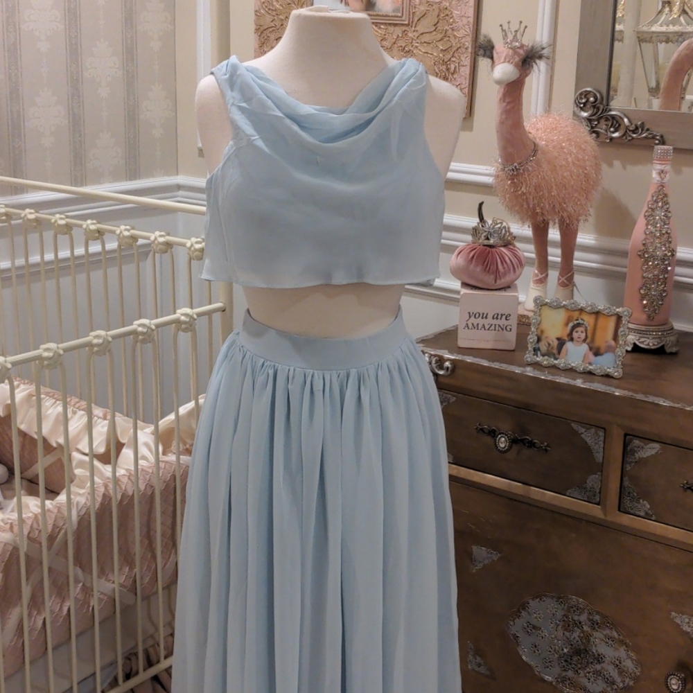 Gorgeous 2 piece occasion dress